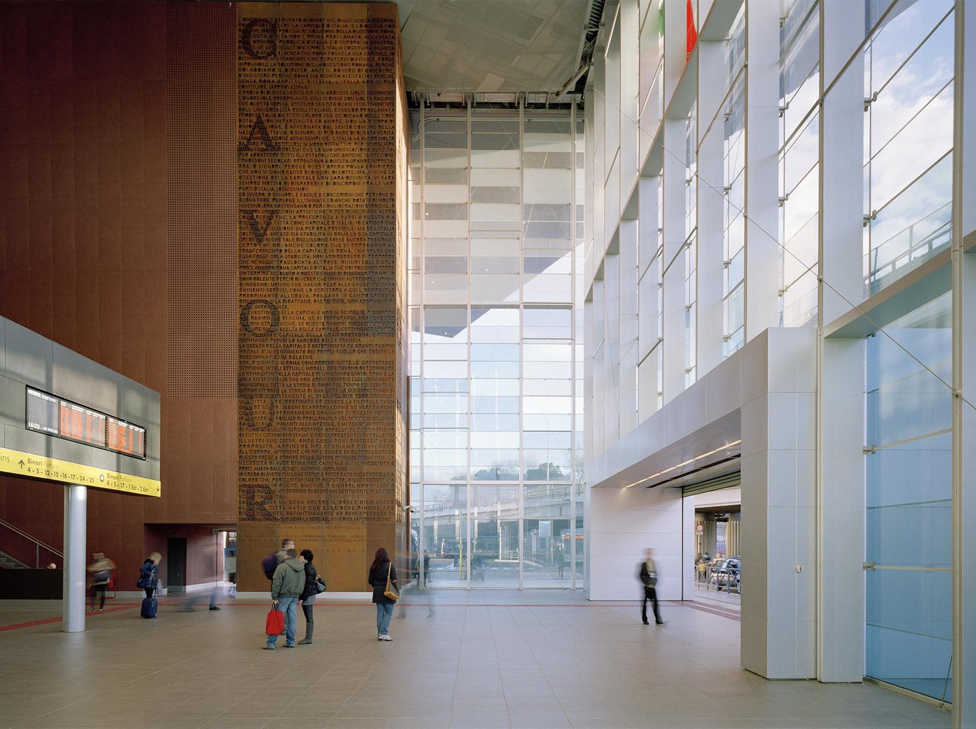 Roma Tiburtina Railway Station: Photo 18